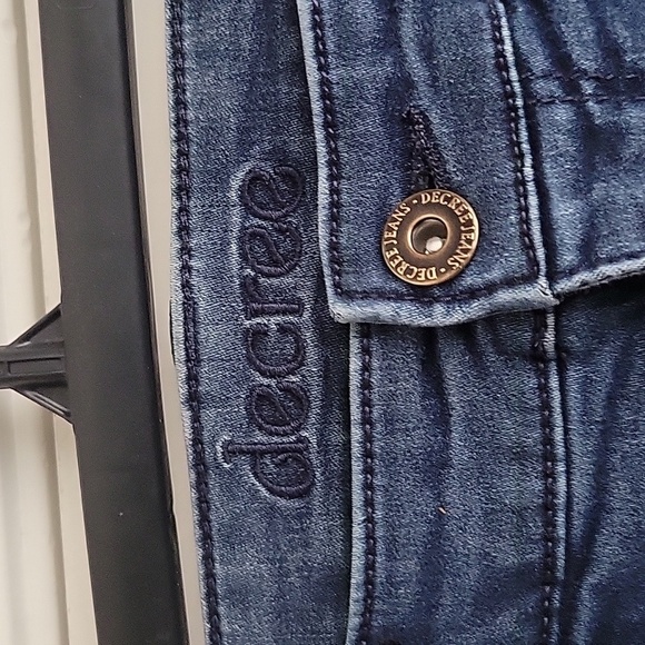 Decree Women's Skinny Jeans - Picture 5 of 13